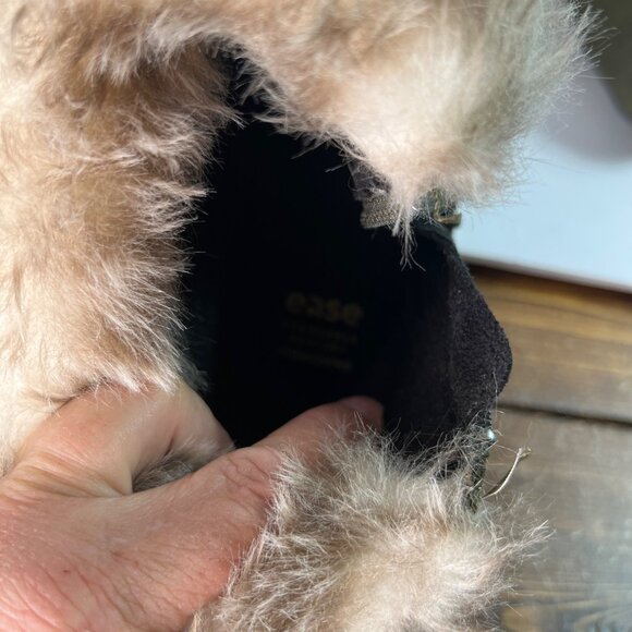 Caterpillar Women's Flurry Fur Waterproof Ankle Snow Bootie 8.5 Green - Picture 8 of 9